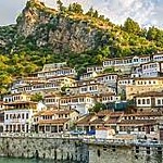 Photo La rédaction des étudiants en journalisme du CELSA se délocalise en Albanie !