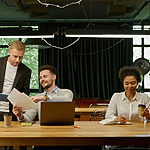 Photo Inscriptions en master Métiers de la communication