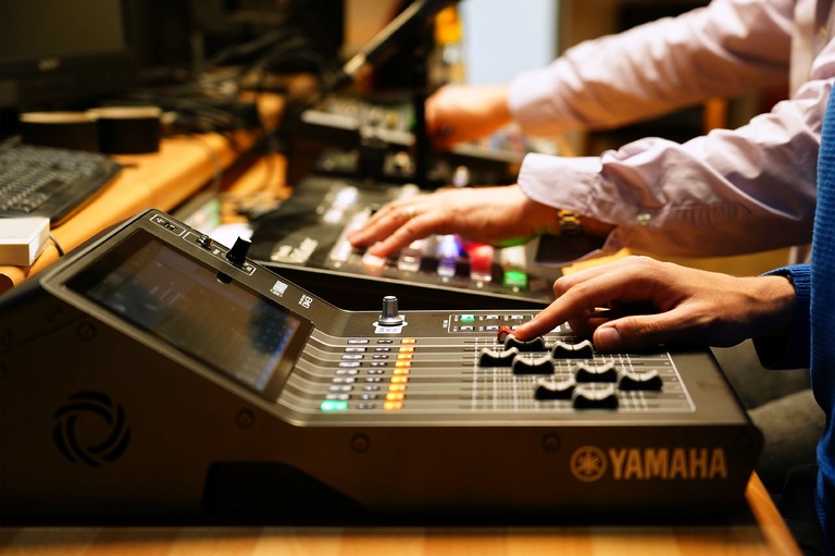 page reseaux de journalistes 01 vignette scaled